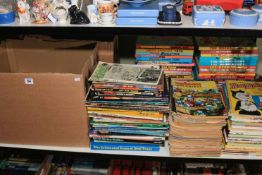 Collection of Beano comics, children's annuals, etc.