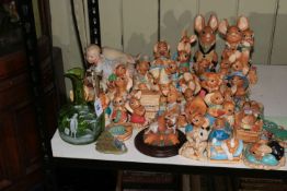 Collection of Pendelfin figurines, Mary Gregory jug, etc.