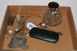 Dunhill lighter, silver and tortoiseshell top scent bottle, mother of pearl fruit knife, etc.