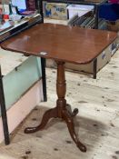 Georgian mahogany snap top occasional table on pedestal tripod base, 70cm by 59cm by 55.5cm.