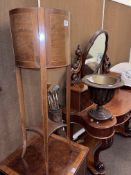 Edwardian mahogany and chequer inlaid circular plant stand and mahogany and brass lined jardiniere