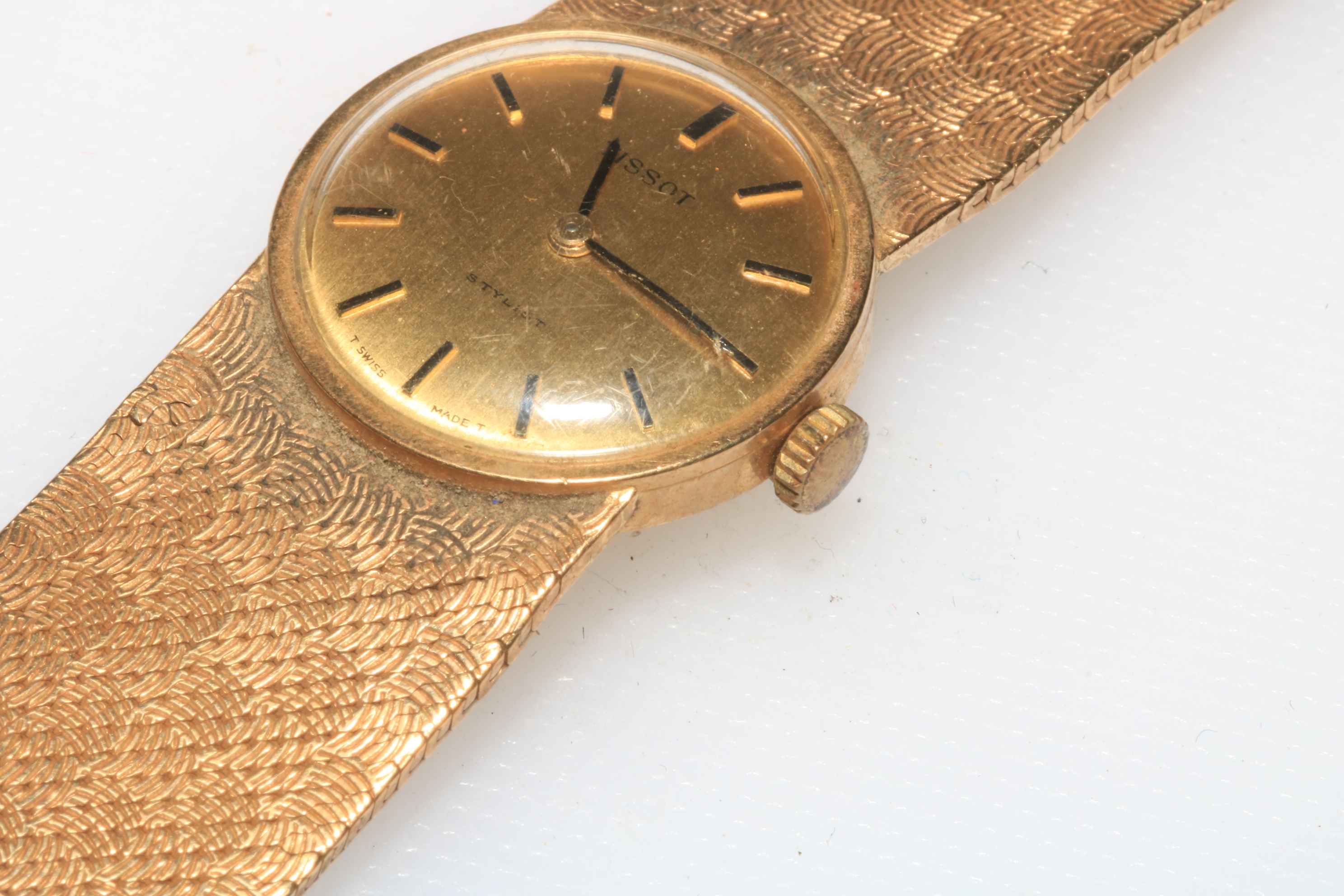 Tissot ladies 9 carat gold bracelet watch. - Image 2 of 2