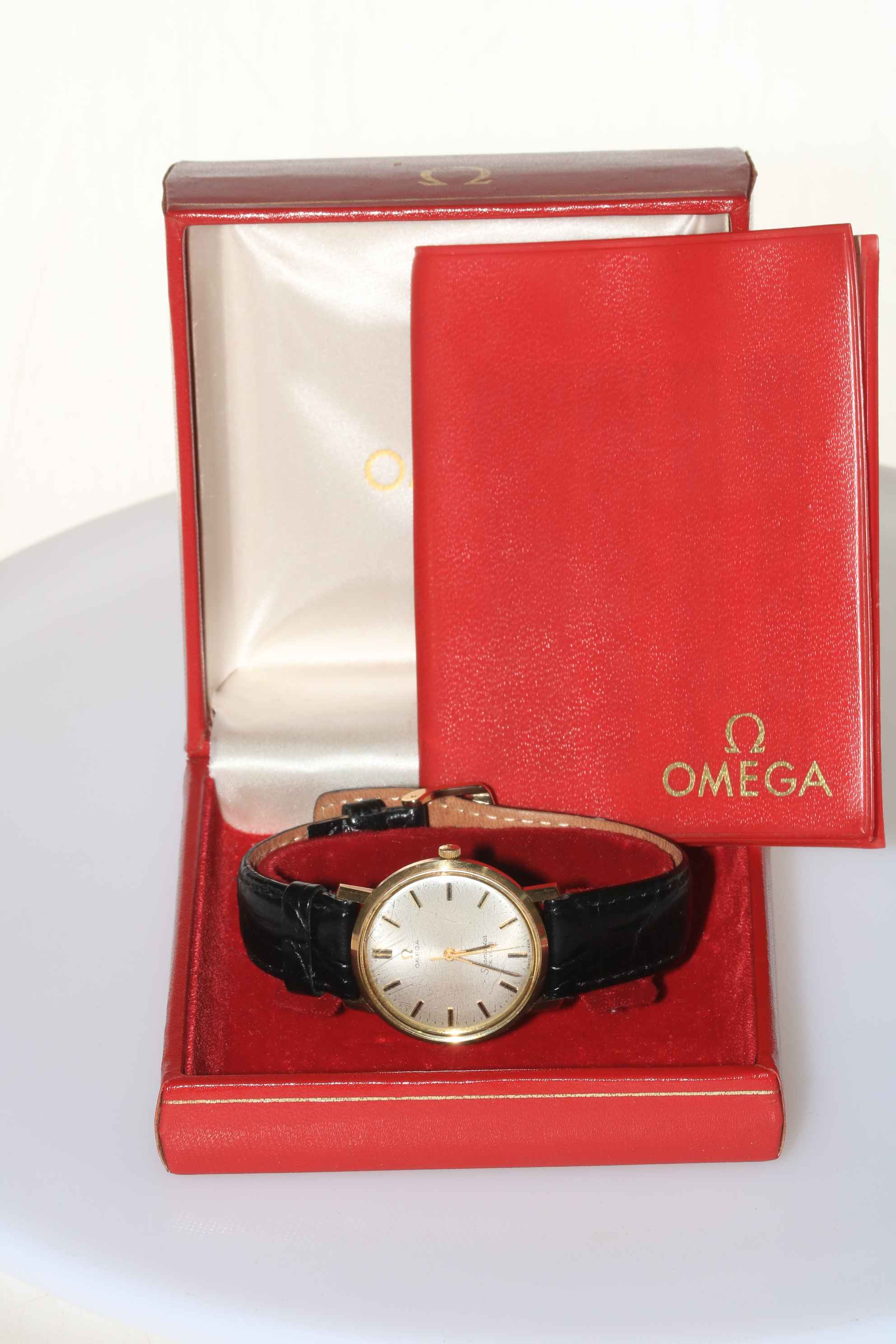 Omega gents 9 carat gold Seamaster de Ville wristwatch with papers dated 1969, and box.