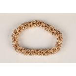 Heavy 9 carat gold bracelet, square open curb link Total weight 75g