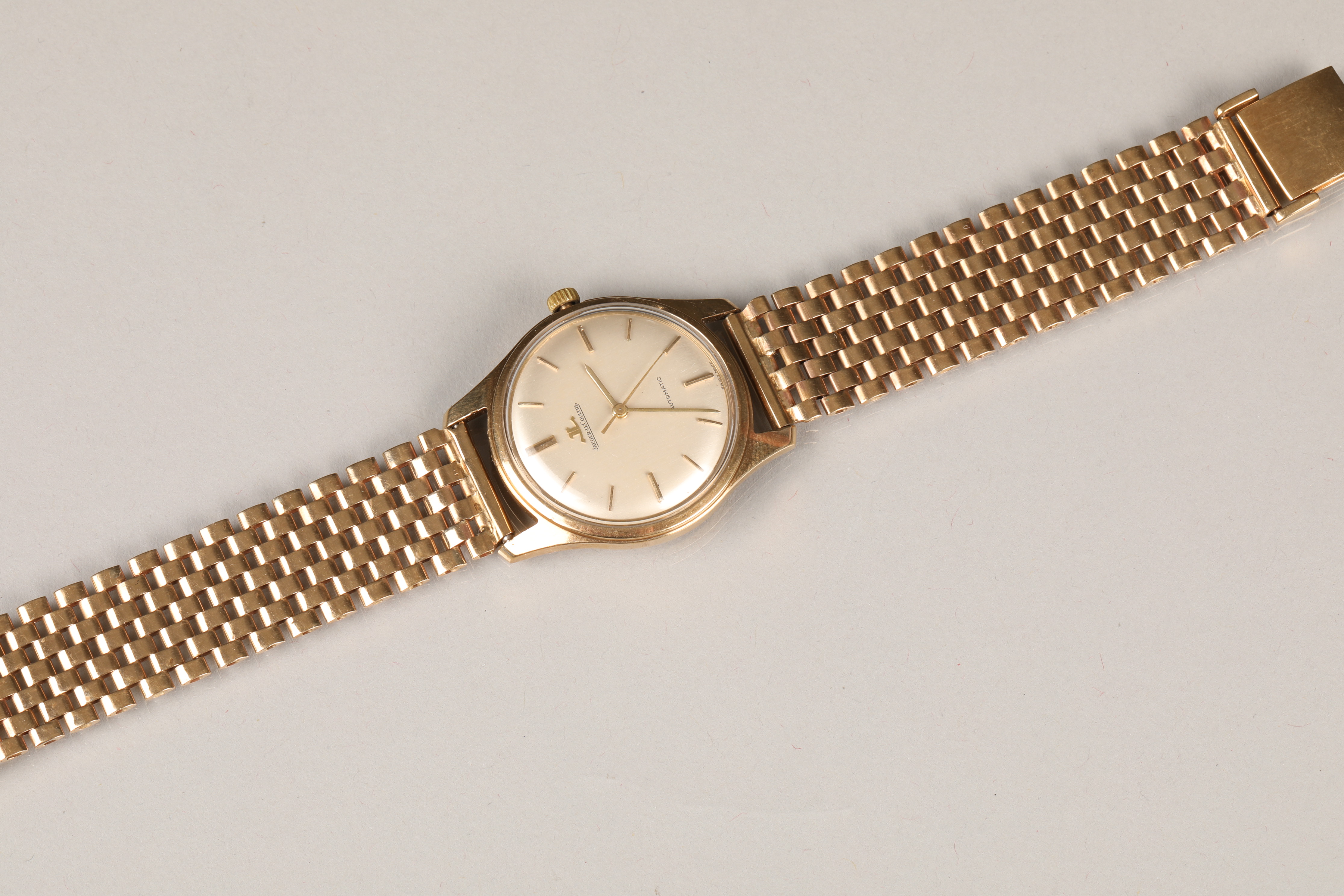 Gents 9 carat gold Jaeger-LeCoultre wristwatch, champagne dial with gilt baton hour markers, - Image 6 of 12