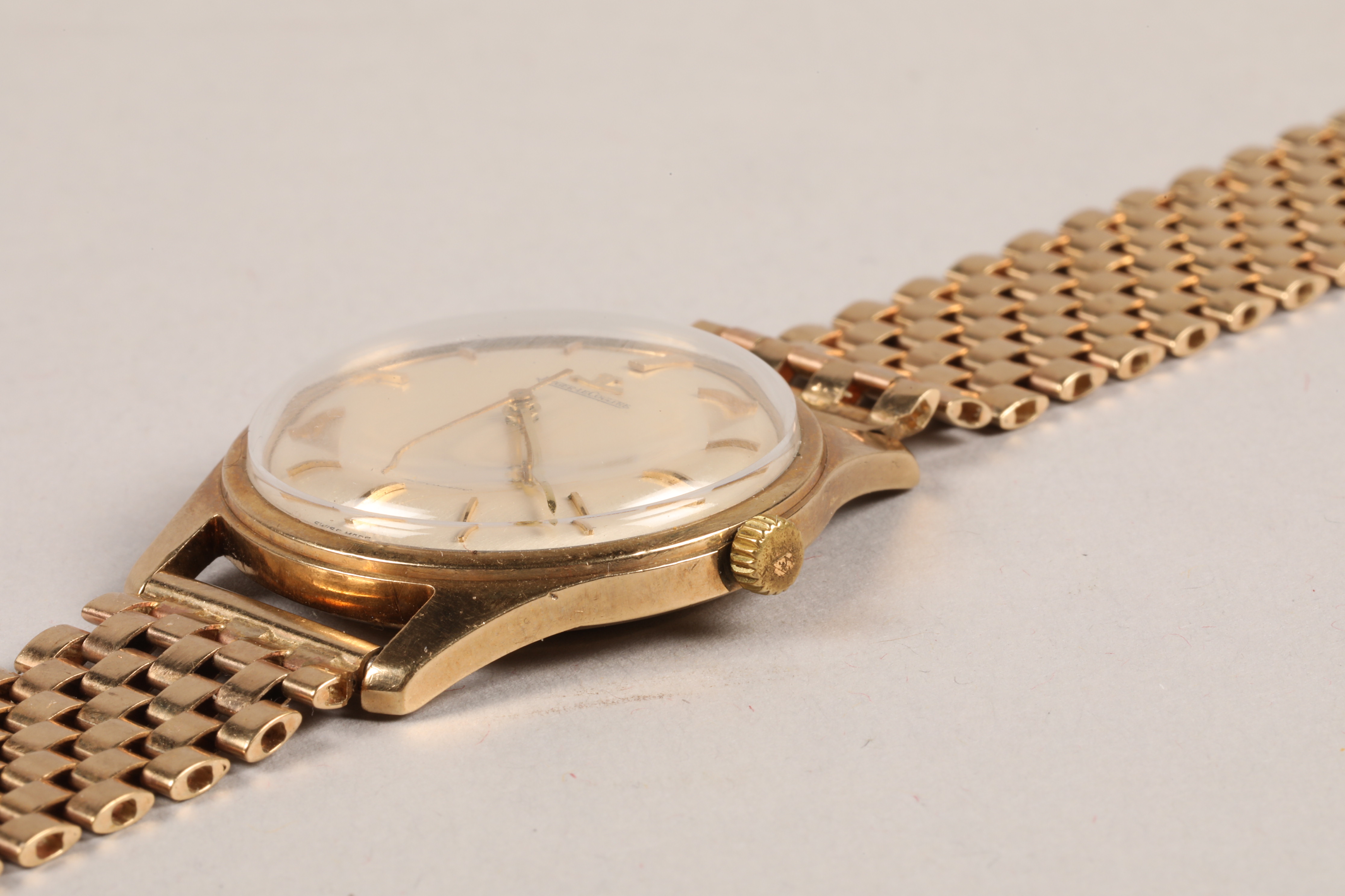 Gents 9 carat gold Jaeger-LeCoultre wristwatch, champagne dial with gilt baton hour markers, - Image 7 of 12