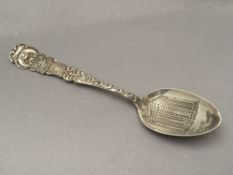 A sterling silver Masonic spoon CONDITION REPORT: 21.