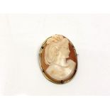 A late Victorian cameo brooch in 9ct gold frame, 37.3 mm x 48.