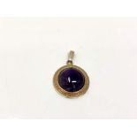 A 9ct gold blue john pendant, diameter 20.