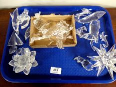 A tray containing a quantity of assorted Swarovski crystal figures (as found) CONDITION