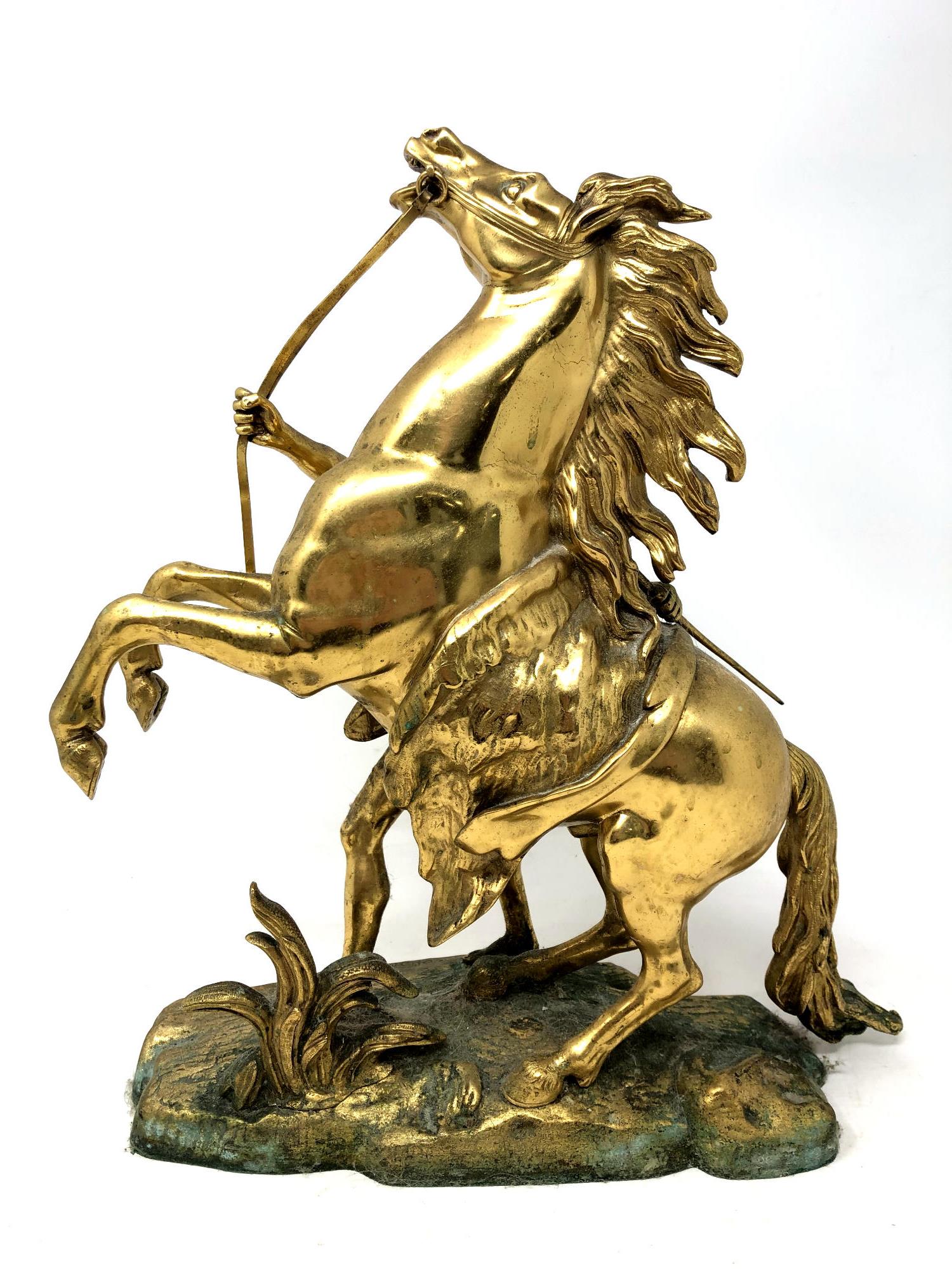 After Guillaume Coustou (1677-1746) : A good quality 20'th Century brass model of a marly horse, - Image 5 of 5