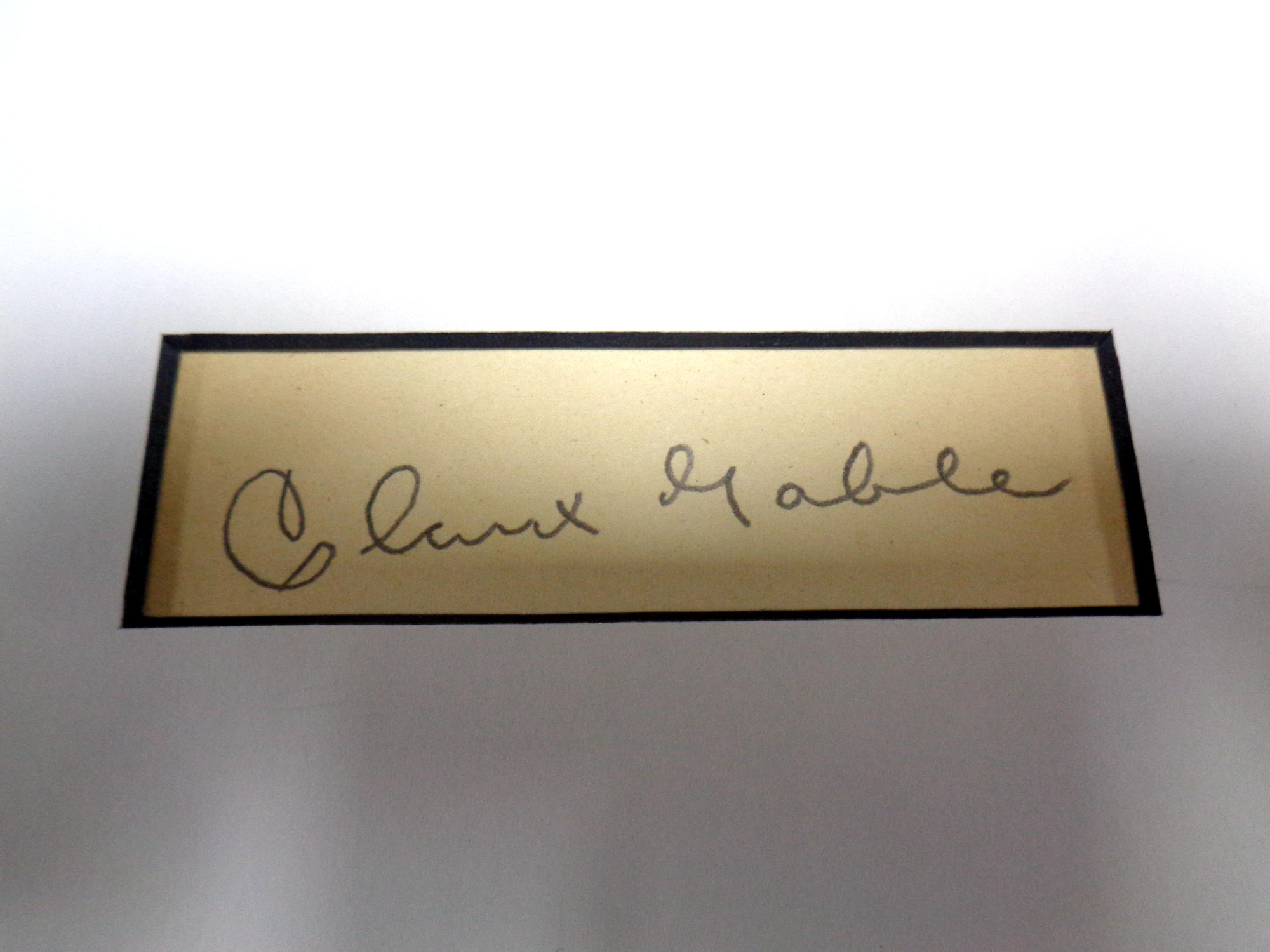 A Clark Gable autograph with two vintage cinema cards of Clark Gable in Gone with the Wind, - Image 2 of 2