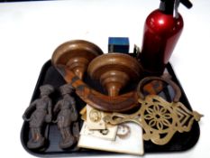 A tray containing miscellaneous to include two cast iron figural door knockers,