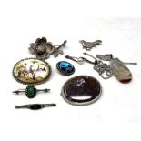 Silver jewellery including brooch set with small diamond