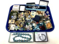 A tray of costume jewellery, necklaces,