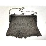 A sterling silver mesh purse CONDITION REPORT: 185g