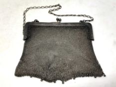 A sterling silver mesh purse CONDITION REPORT: 185g