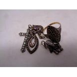 A small quantity of marcasite and other jewellery