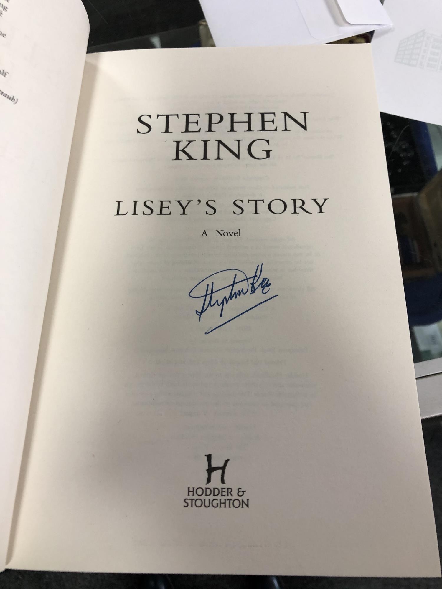 Stephen King : Lisey's Story, UK hardcover first edition, signed by King. - Image 2 of 3