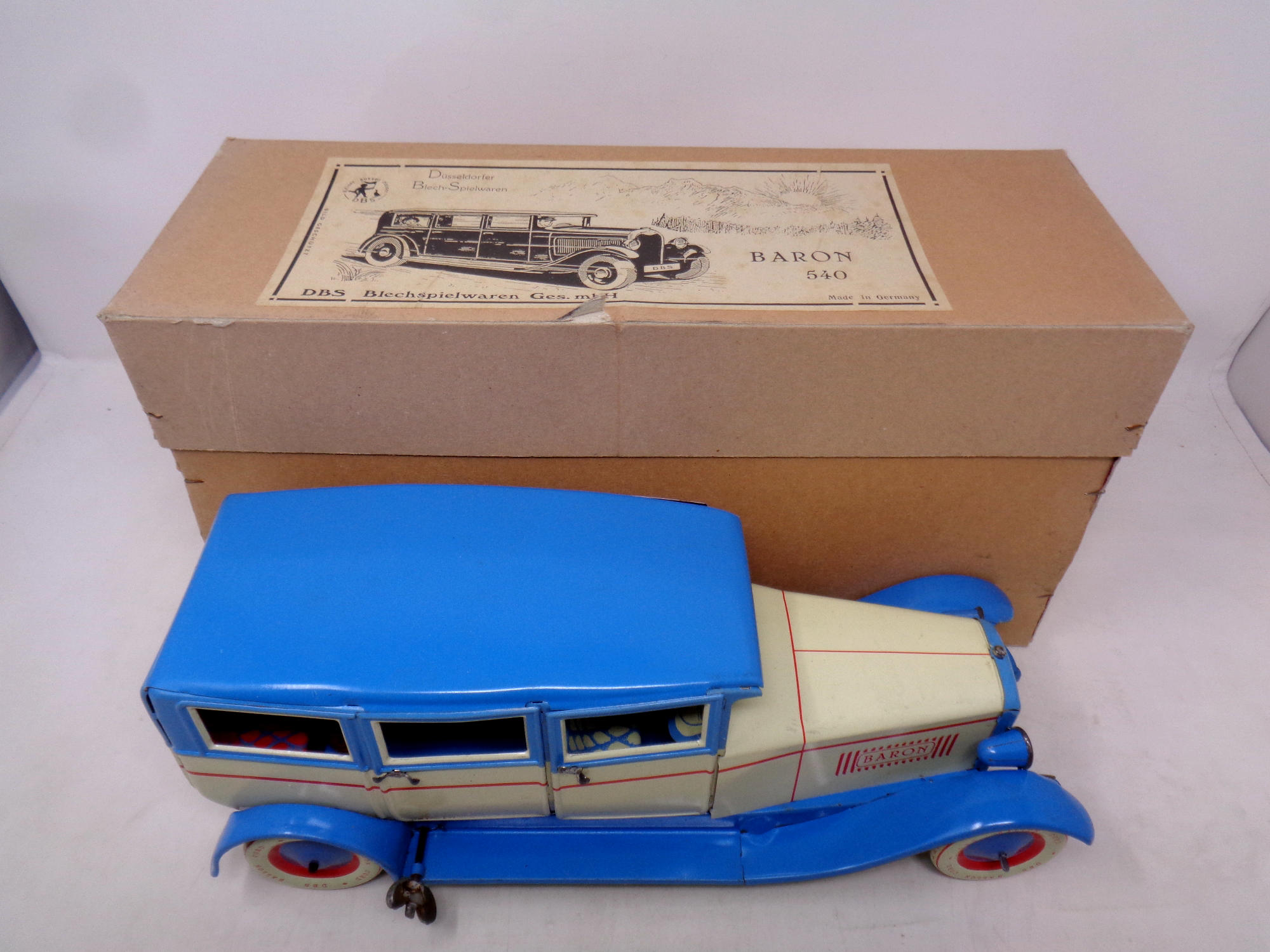 A German Baron 540 tin plate wind up car,