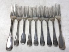 Six silver dessert forks, London 1919 (347.