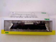 A Trix 22811 RP25 Electric locomotive GG1 4829,