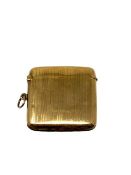 A 9ct gold vesta case, S Blanckensee & Son Ltd, Birmingham 1921, 25.6g.