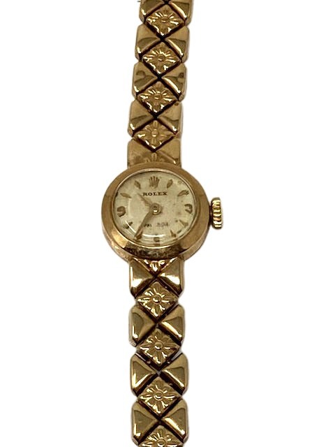A 9ct gold Lady's Rolex watch, dial diameter including crown 16.69mm, 17.