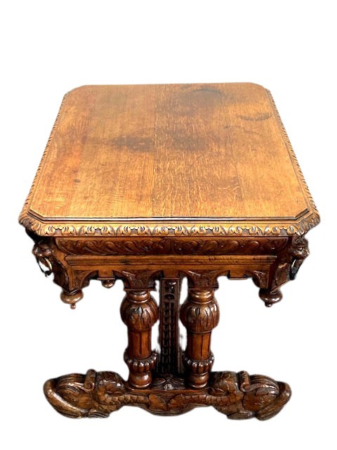 A good quality late nineteenth century oak centre table, - Image 4 of 5