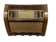 An early twentieth century GEC valve radio model 5347.