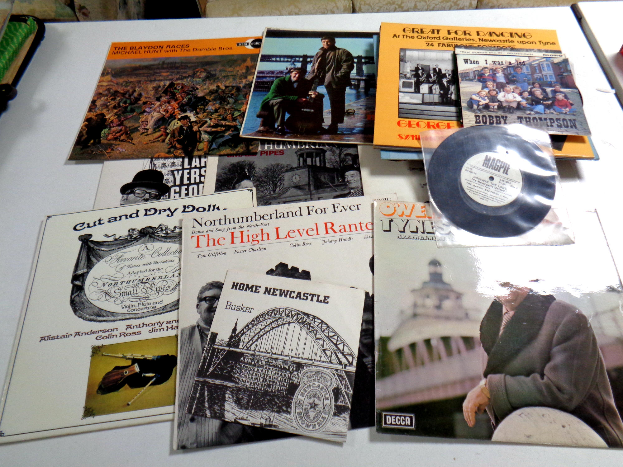 A box of vinyl LP's and 7" singles relating to North Tyneside and Northumberland to include