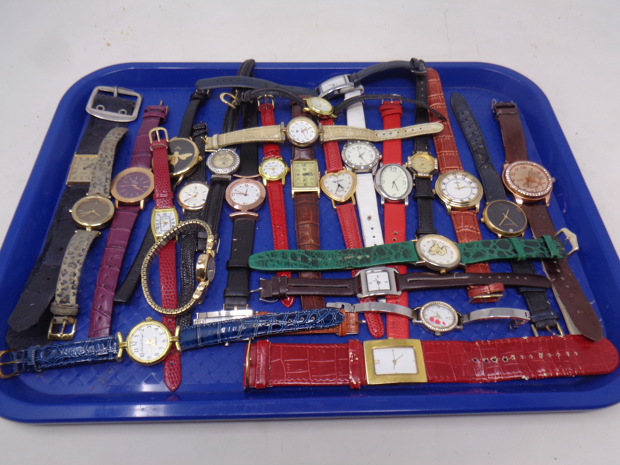 A large quantity of lady's watches