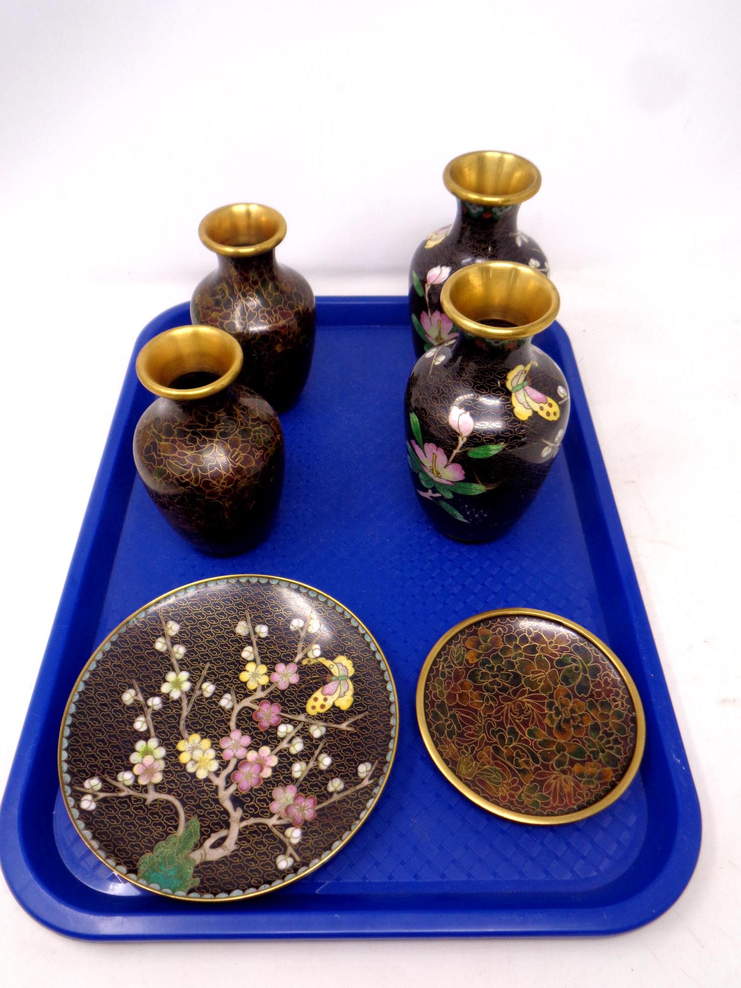 A tray of two pairs of cloisonne vases, two further dishes.