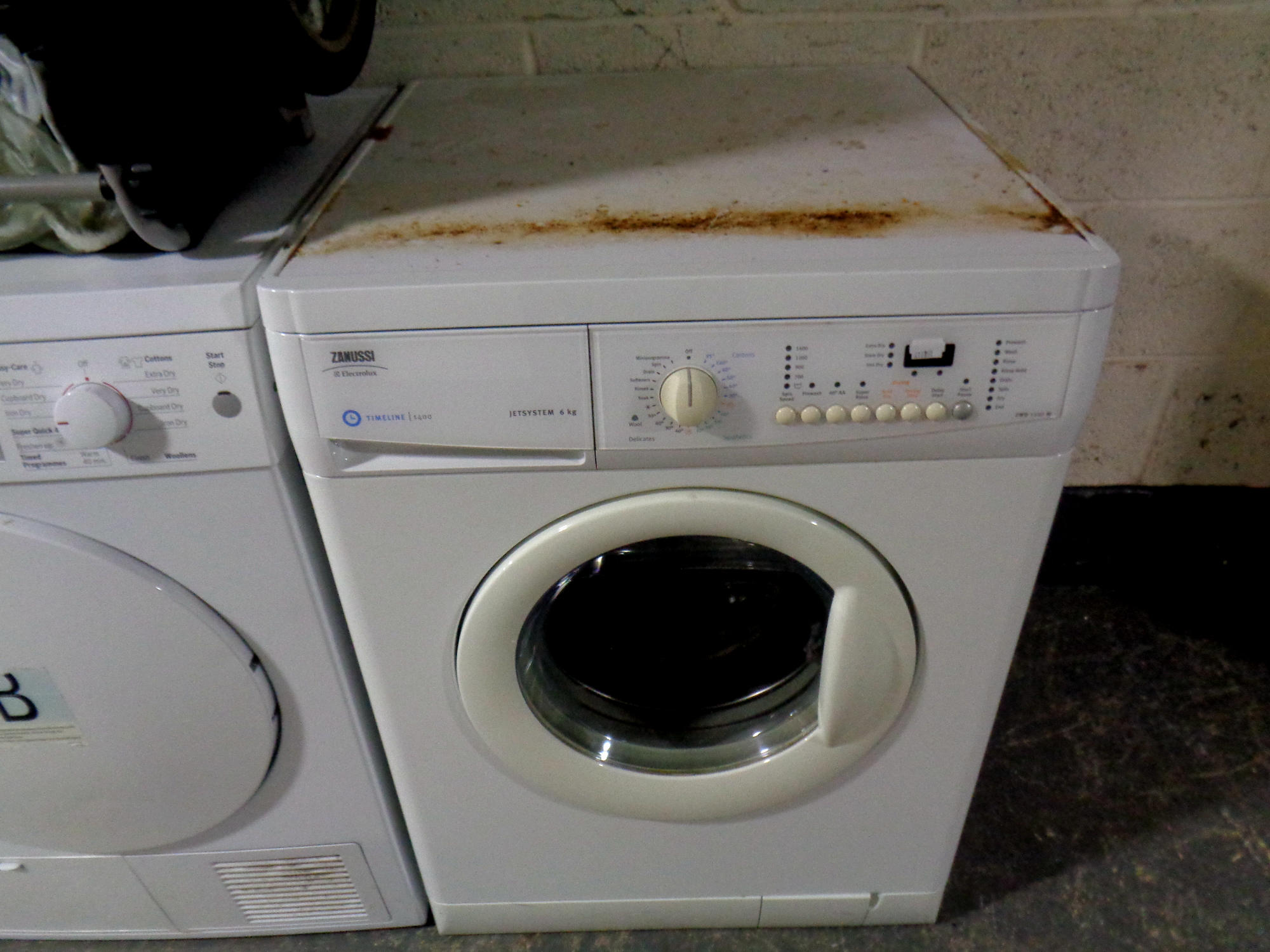 A Zanussi jetstream washing machine