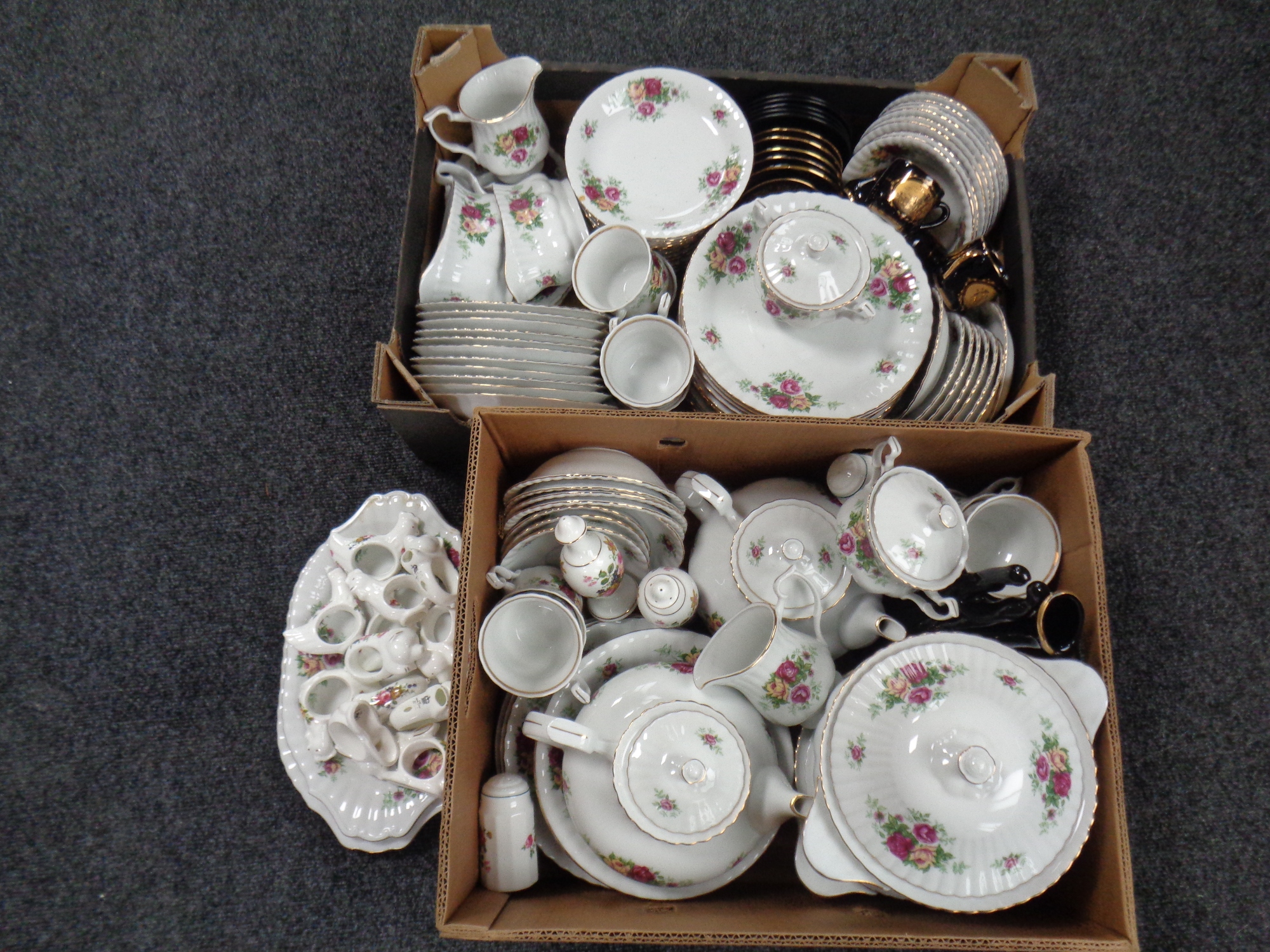 Two boxes of a quantity of Country Rose patterned tea and dinner china,