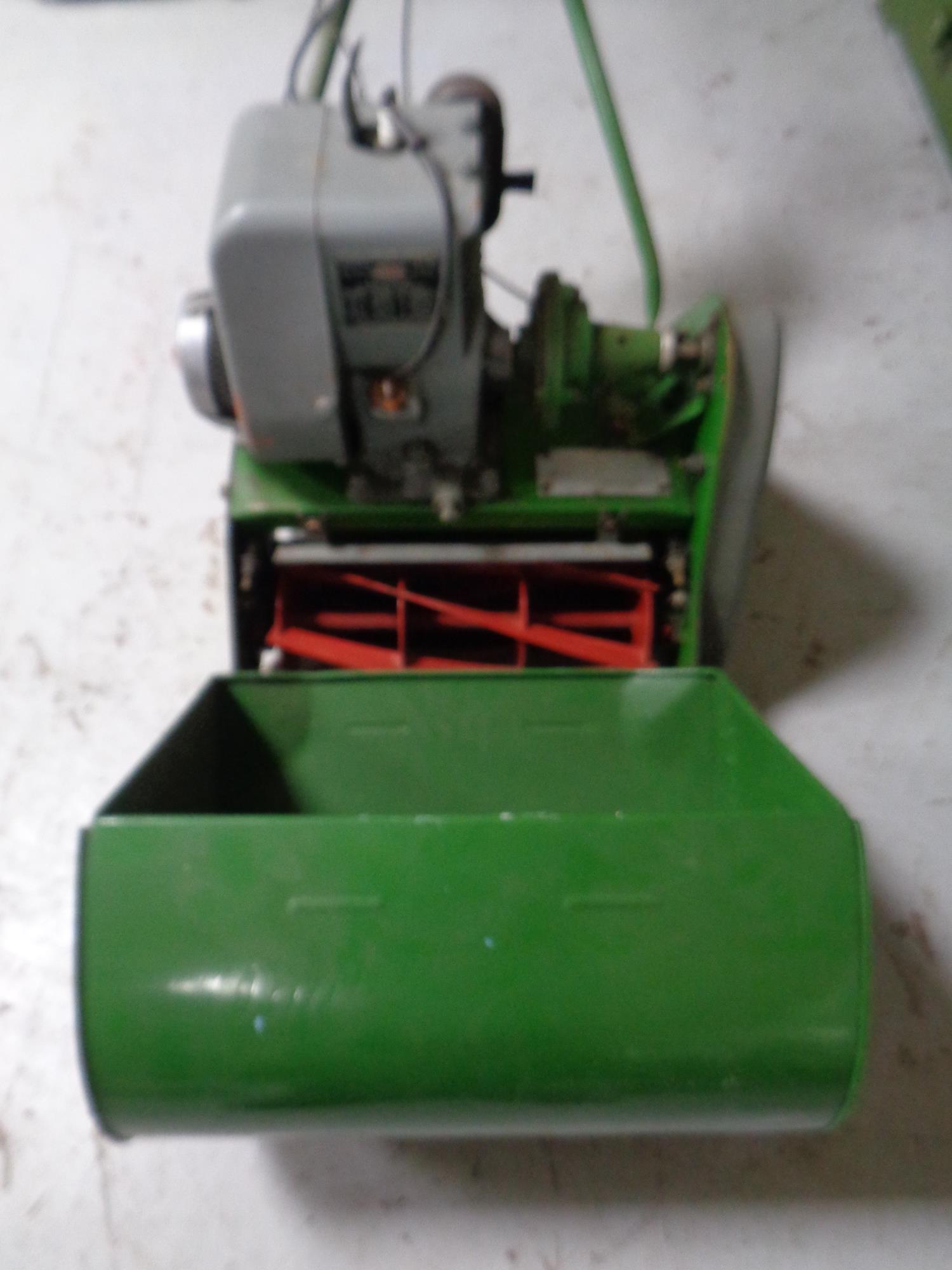 A vintage Qualcast Suffolk engine model 22A type 7SG14 petrol lawn mower with grass box and roller - Image 2 of 2