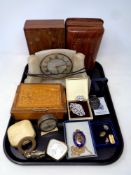 A tray of mid century onyx mantlel clock, wooden trinket boxes, costume jewellery, desk clocks,