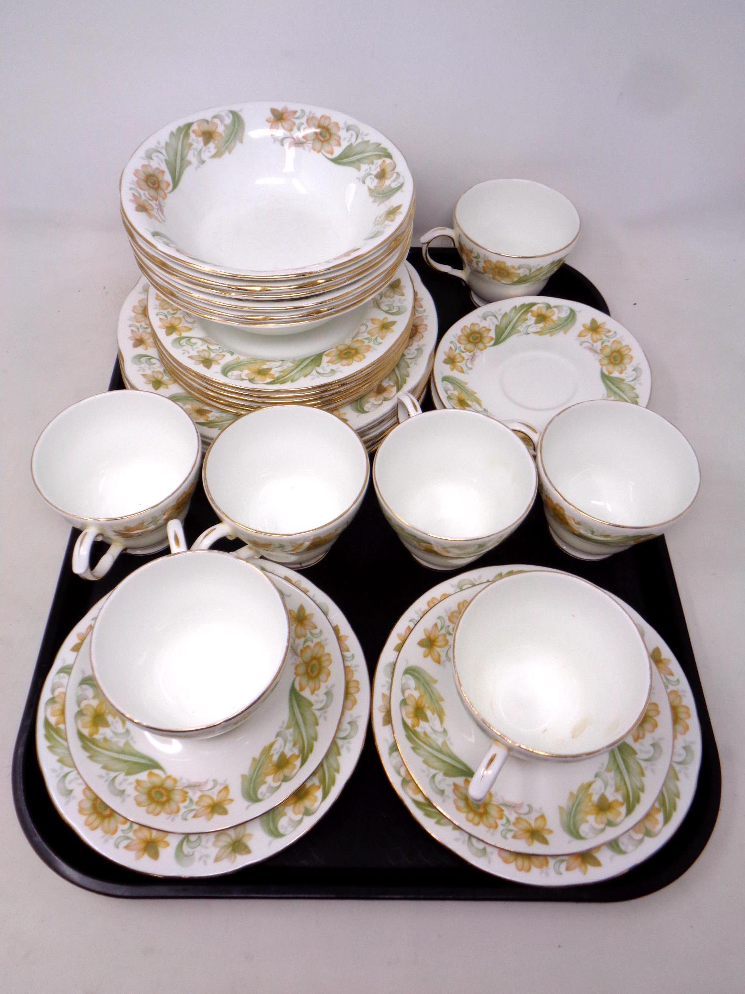 A tray of 32 pieces of Duchess Greensleeves tea and dinner china