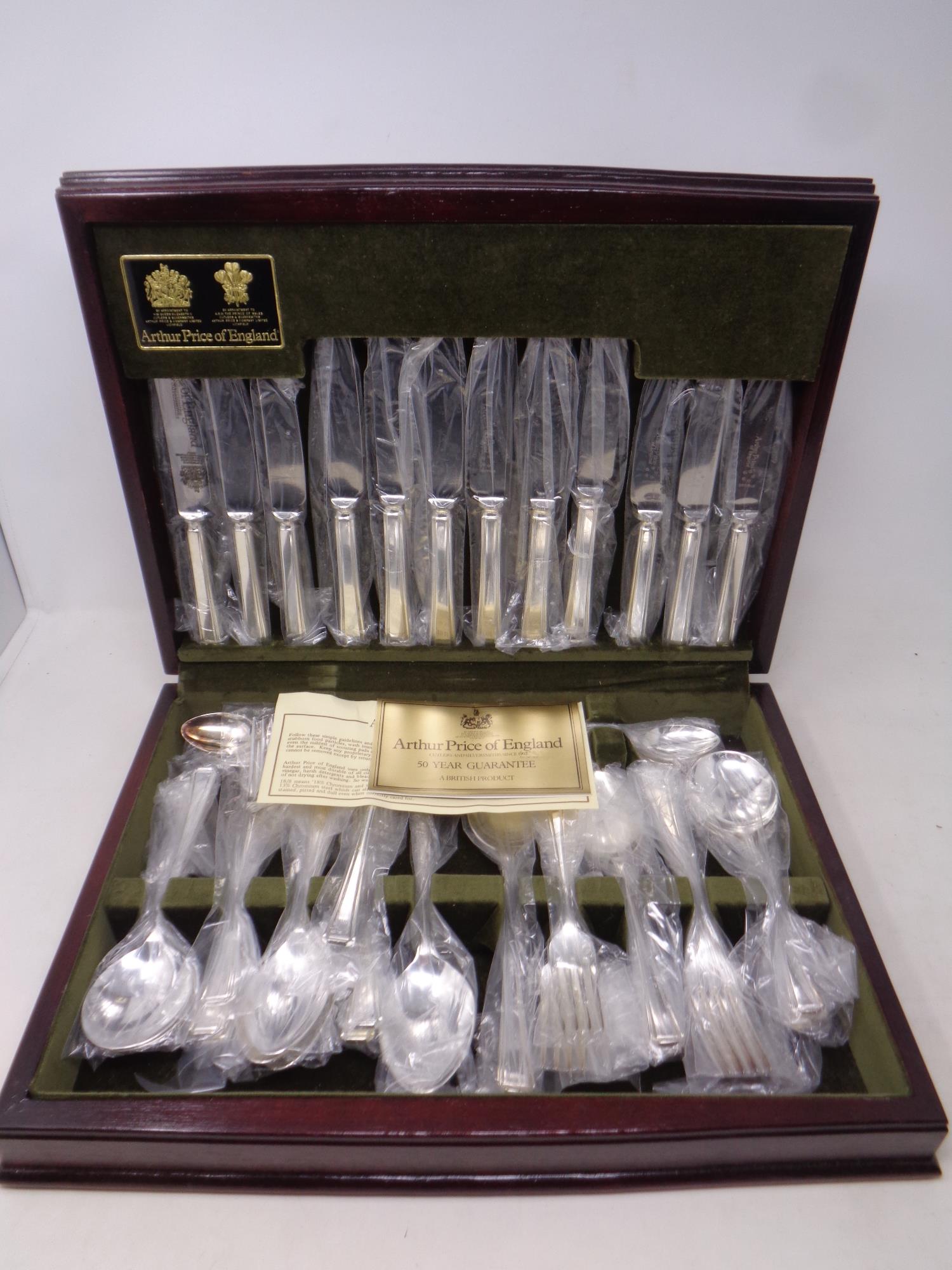 A canteen of Arthur Price cutlery