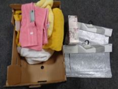 A box of a quantity of assorted towels (new),