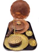 A tray containing antique and later brass and copper ware to include chestnut roaster, copper trays,