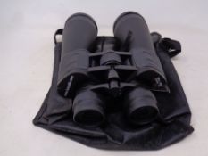 A pair of Giant Zoom 30 x 180 x 80 binoculars in carry case