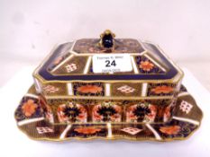 A Royal Crown Derby Imari pattern lidded rectangular dish, on a fixed scallop-edged base,