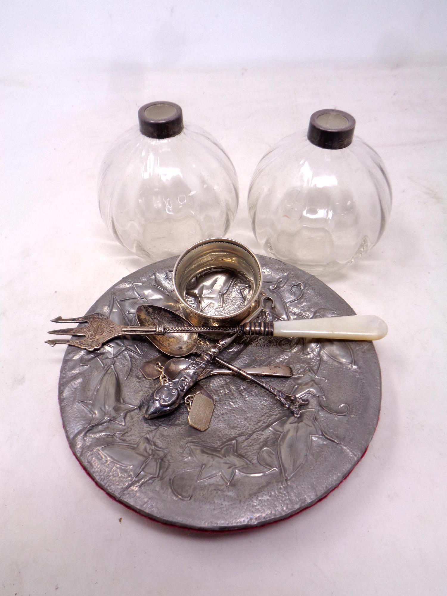 A small collection of silver to include a pronged pickle fork, handled button hook, - Image 2 of 2