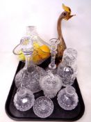 A tray of assorted glass ware to include hand-blown bird,