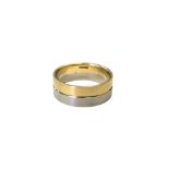 An 18ct yellow gold and palladium 950 wedding band, size W/X. 10.4g.