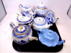 A tray of six 19th century and later teapots and sugar basins in oriental pattern together with a