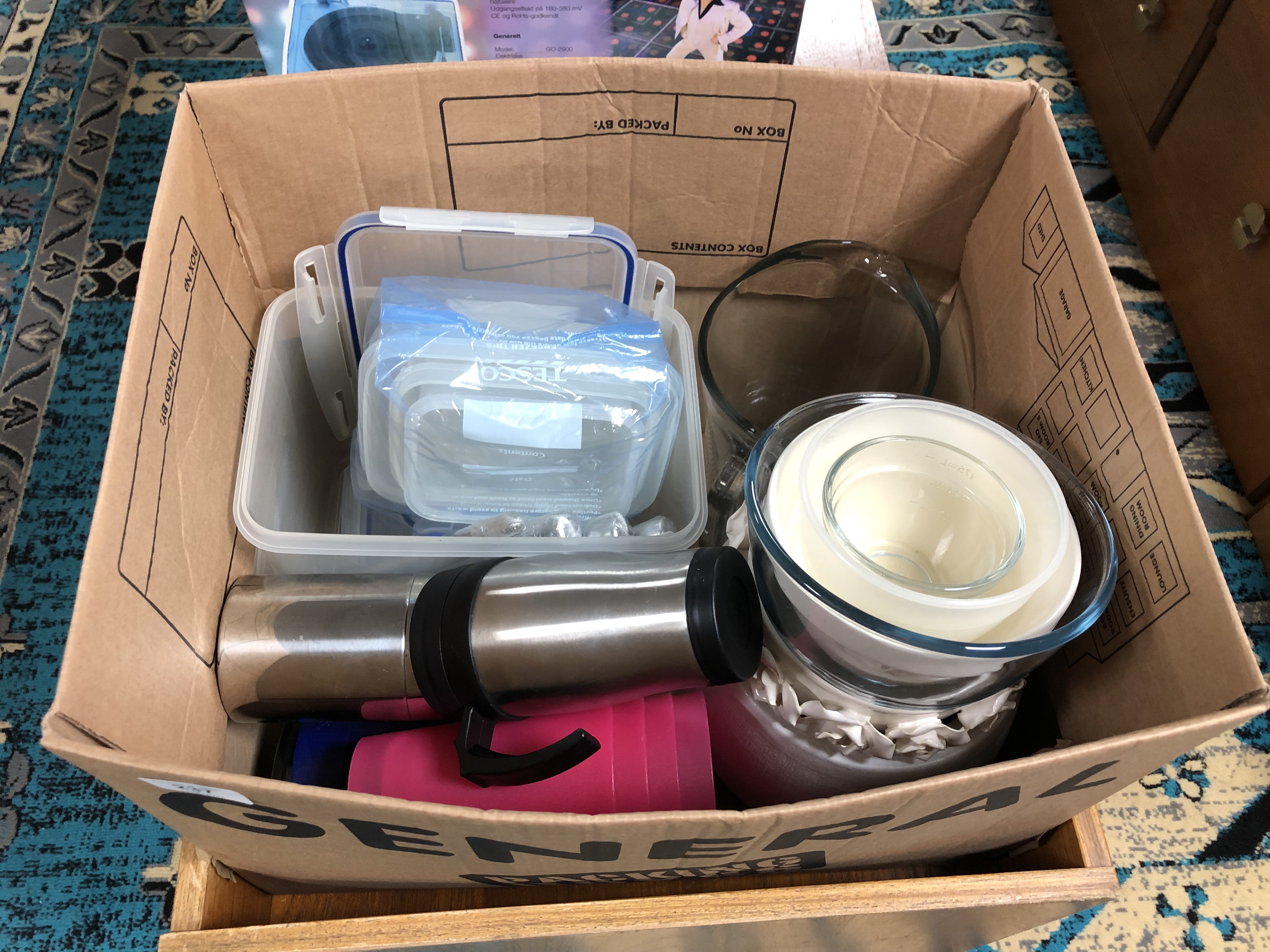 Box of kitchen ware to include plastic storage boxes, Thermos flask, planters, vases, bowls,