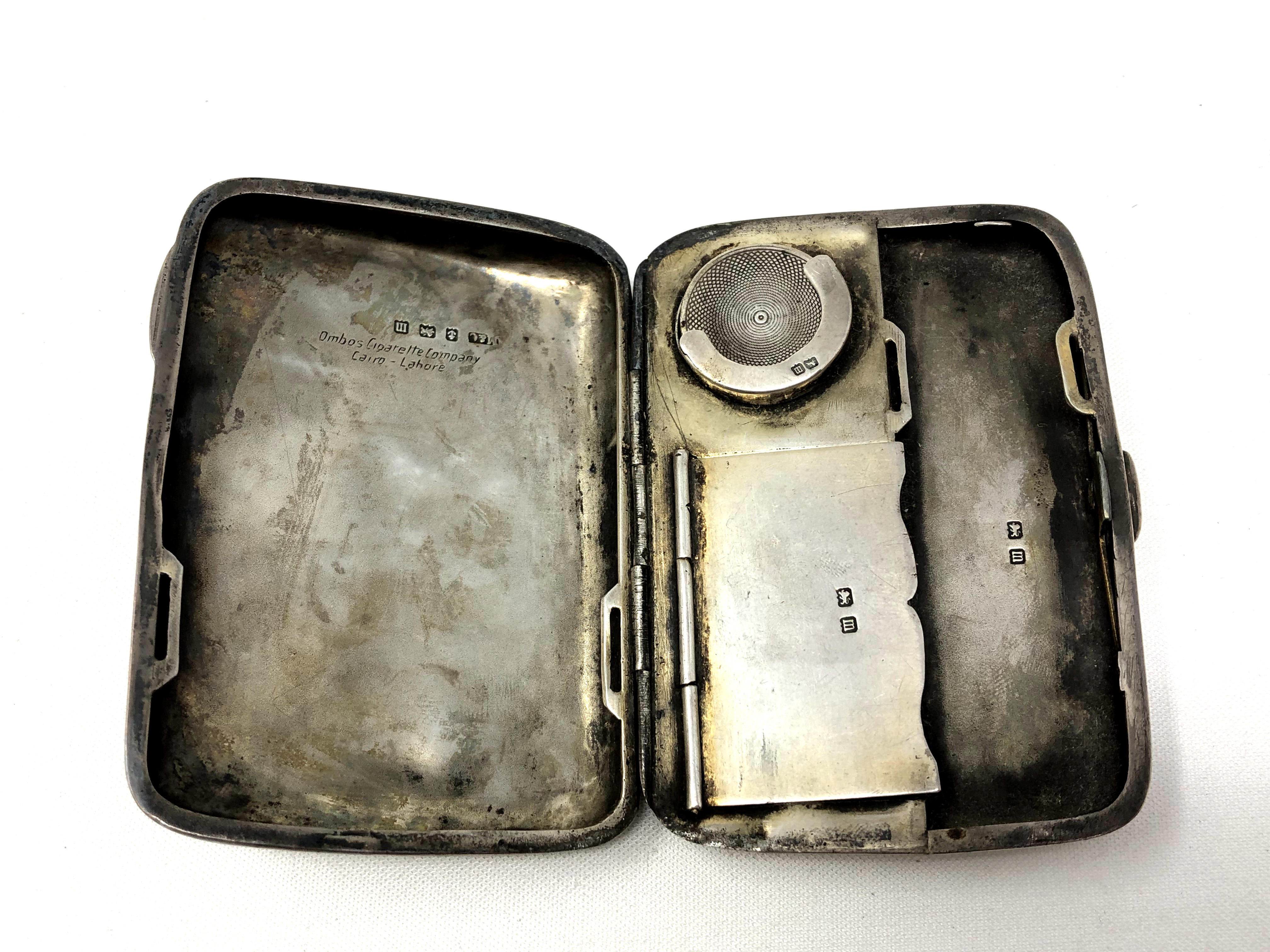 An antique silver combination sovereign and cigarette case CONDITION REPORT: 93g - Image 2 of 2