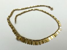 A 9ct gold fringed necklace CONDITION REPORT: 7.